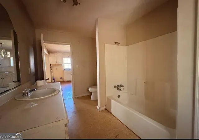 5th image of 17 Collins Rd, Carrollton, GA 30116 | MLS# 10715805