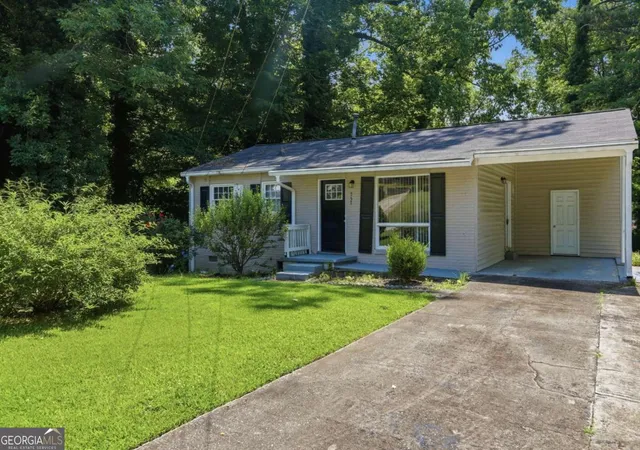 Homes for sale in Atlanta, GA | 757 Alfred Rd Nw, Atlanta, GA 30331 | MLS# 10780300