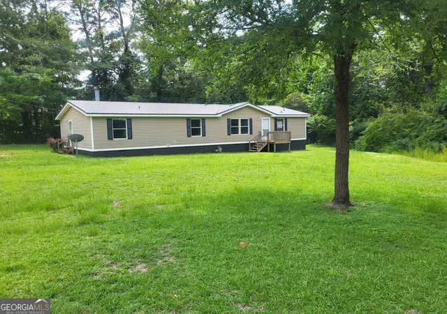 Homes for sale in Lanett, AL | 4419 32nd St Sw, Lanett, AL 36863 | MLS# 10794616