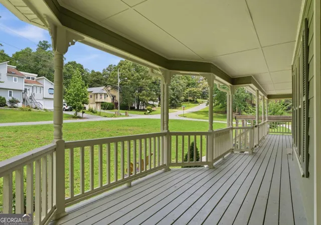 Photo 3 of Single family home for sale at 10 Bramblewood Way Sw, Cartersville, GA 30120 | MLS# 10777572 | Listing updated on 2026-09-21