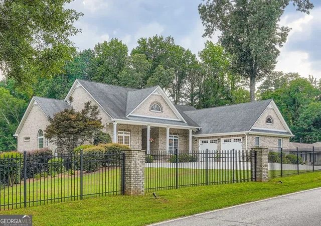 2nd image of 4829 Moon Rd, Powder Springs, GA 30127 | MLS# 10711431