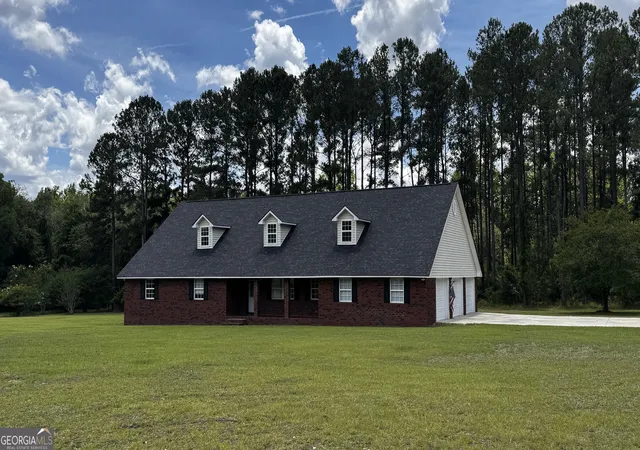 Homes for sale in Claxton, GA | 144 Live Oak Ln, Claxton, GA 30417 | MLS# 10784294