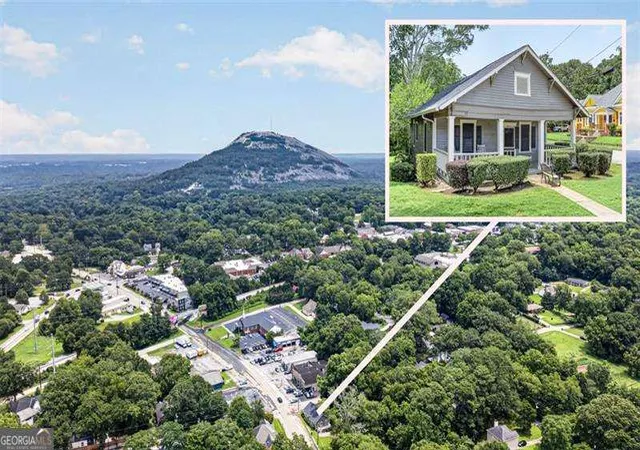 Photo 3 of Single family home for sale at 1070 Forest Ave, Stone Mountain, GA 30083 | MLS# 10816721 | Listing updated on 2026-08-29