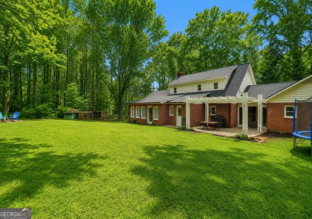 Photo 3 of Single family home for sale at 3191 Buck Branch Rd Sw, Conyers, GA 30094 | MLS# 10836059 | Listing updated on 2026-09-13