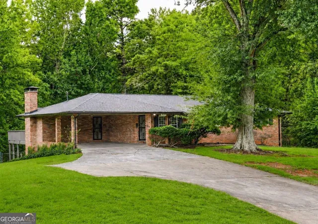 Photo 1 of Single family home for sale at 4840 Cowan Rd, Acworth, GA 30101 | MLS# 10822544 | Listing updated on 2026-09-10