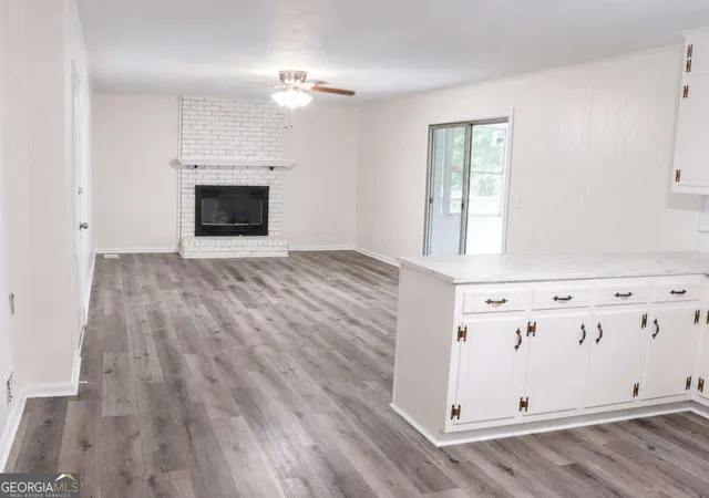 Photo 4 of Single family home for sale at 4840 Cowan Rd, Acworth, GA 30101 | MLS# 10822544 | Listing updated on 2026-09-10
