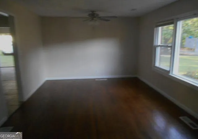 5th image of 4022 Clark Dr, Ellenwood, GA 30294 | MLS# 10772340