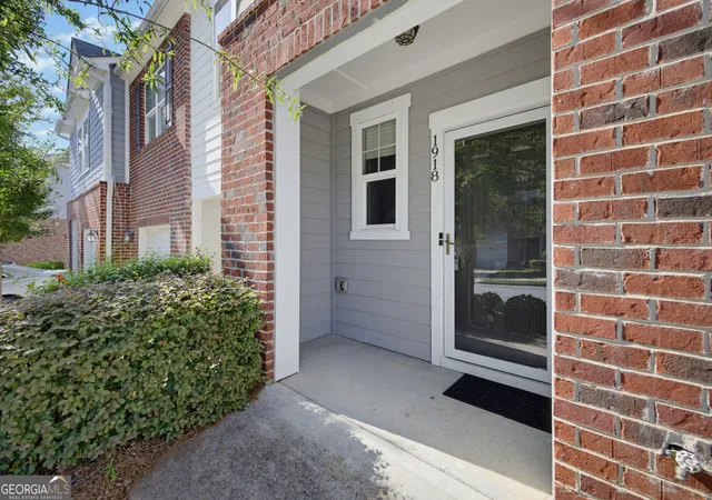 Photo 3 of Townhouse for sale at 1918 Millstream Holw, Conyers, GA 30012 | MLS# 10829651 | Listing updated on 2026-09-12