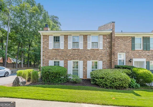 1st image of 2920 Lavista Wy, Decatur, GA 30033 | MLS# 10816424