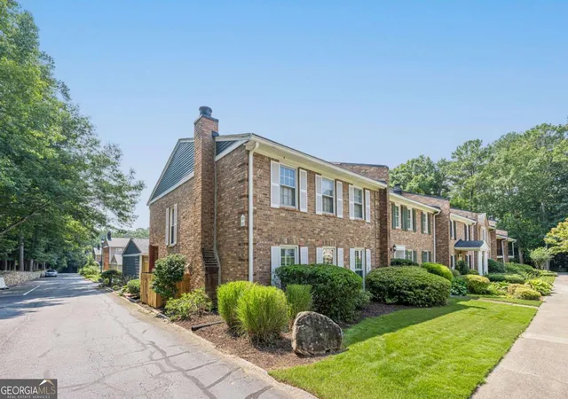 2nd image of 2920 Lavista Wy, Decatur, GA 30033 | MLS# 10816424