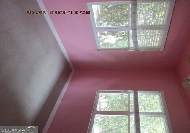 Photo 8 of Sale Pending at 4060 Haverhill Dr Ne #A, Atlanta, GA 30342 | MLS# 10790214 | Listing updated on 2026-09-14