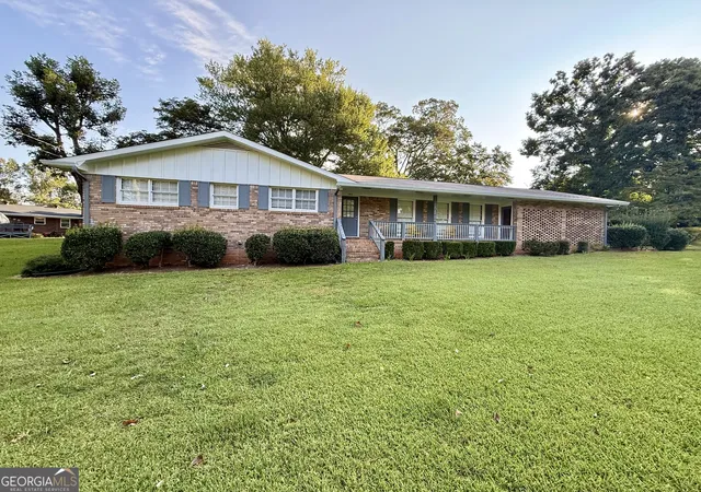 Photo 1 of Single family home for sale at 1010 Wesley Park Dr Sw, Marietta, GA 30064 | MLS# 10588599 | Listing updated on 2026-09-09