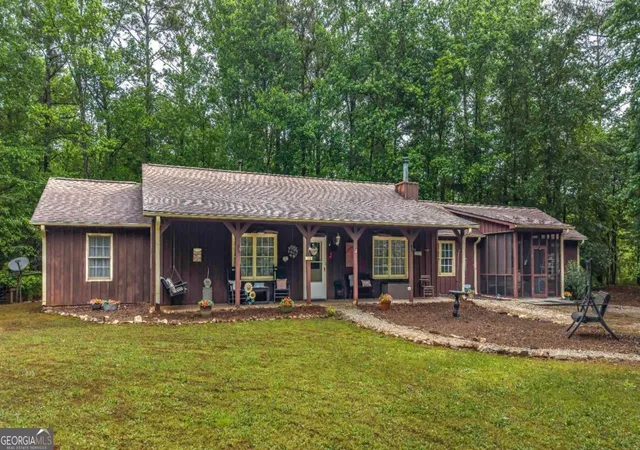 1st image of 712 Honeysuckle Ln, Temple, GA 30179 | MLS# 10811044