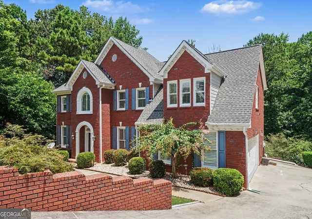 Photo 2 of Single family home for sale at 4299 Donerail Dr, Snellville, GA 30039 | MLS# 10810236 | Listing updated on 2026-09-13