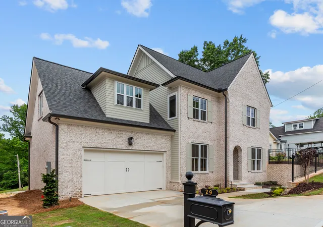 Photo 3 of Single family home for sale at 29 E Park St, Buford, GA 30518 | MLS# 10733824 | Listing updated on 2026-08-19