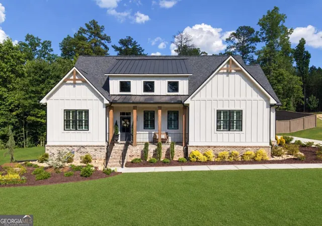 Photo 1 of Single family home for sale at 253 London Rd, Ball Ground, GA 30107 | MLS# 10823038 | Listing updated on 2026-09-02