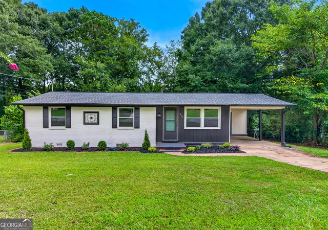 2nd image of 106 Sir Lancelot Ave, Lagrange, GA 30241 | MLS# 10818245