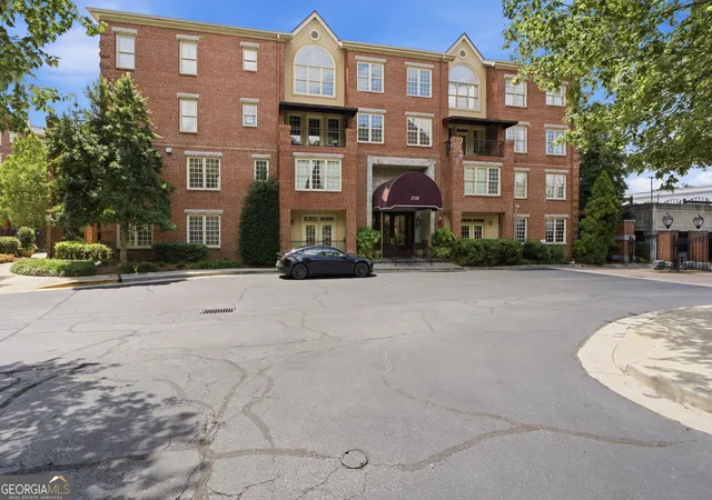 1st image of 1735 Peachtree St Ne #304, Atlanta, GA 30309 | MLS# 10811851