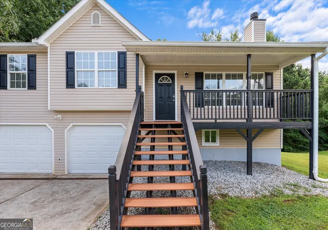 Homes for sale in Rockmart, GA | 14 Cliff View Dr, Rockmart, GA 30153 | MLS# 10803532