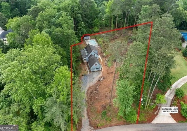 2nd image of 61 Sherwood Ln Se, Marietta, GA 30067 | MLS# 10813927