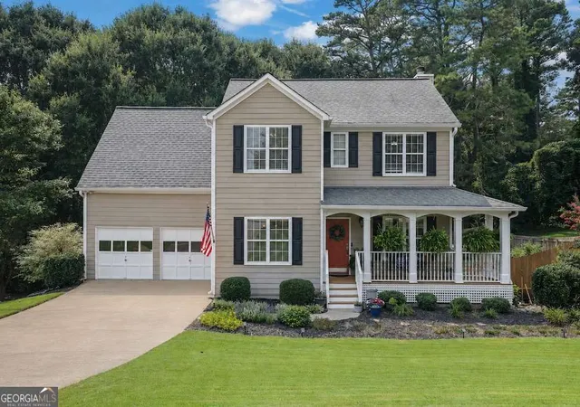 Photo 2 of Single family home for sale at 7660 Streamside Ln, Cumming, GA 30028 | MLS# 10819832 | Listing updated on 2026-09-13