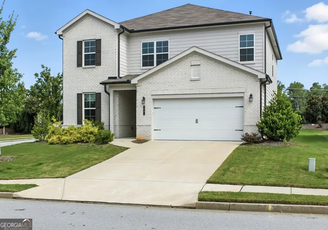 Photo 1 of Single family home for sale at 3334 Long Crk Dr, Buford, GA 30519 | MLS# 10713085 | Listing updated on 2026-07-10