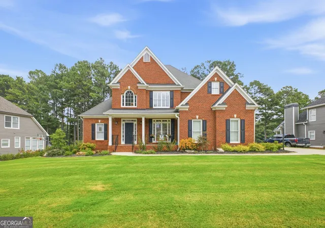 Photo 3 of Single family home for sale at 151 Crk Bank Dr, Acworth, GA 30101 | MLS# 10823634 | Listing updated on 2026-08-14
