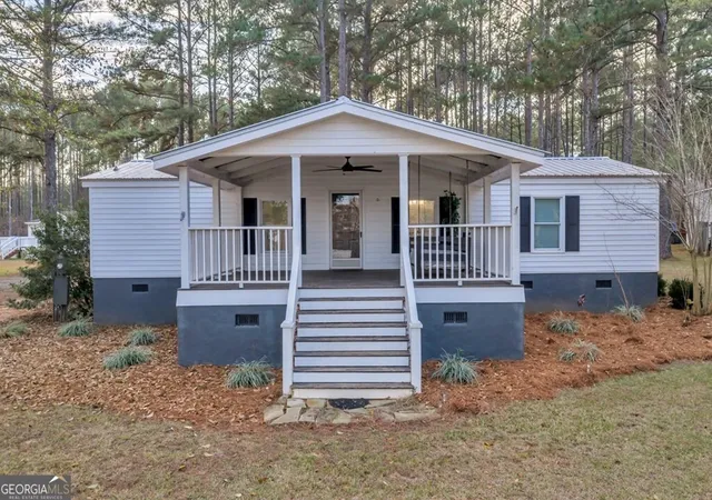 1st image of 170 Gary Brewer Rd, Cobb, GA 31735 | MLS# 10788563