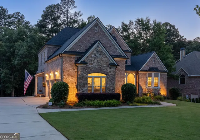 3rd image of 405 Scott Farm Dr, Powder Springs, GA 30127 | MLS# 10729283