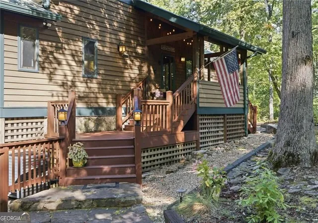 Photo 2 of Single family home for sale at 39 Brenary Dr, Lakemont, GA 30552 | MLS# 10827675 | Listing updated on 2026-09-03