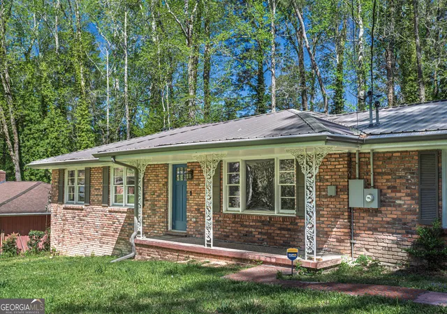 Photo 41 of Single family home for sale at 2933 Shelly Dr Sw, Atlanta, GA 30311 | MLS# 10832189 | Listing updated on 2026-09-07