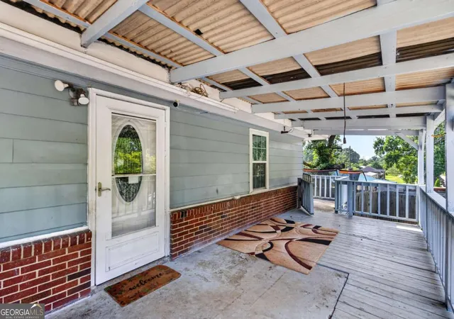 3rd image of 2321 Pine Circle Dr, Gainesville, GA 30504 | MLS# 10818921