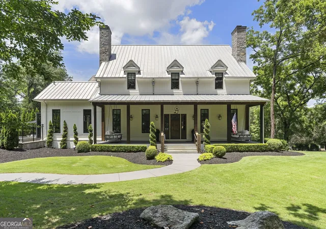 3rd image of 13365 Hopewell Rd, Alpharetta, GA 30004 | MLS# 10788671
