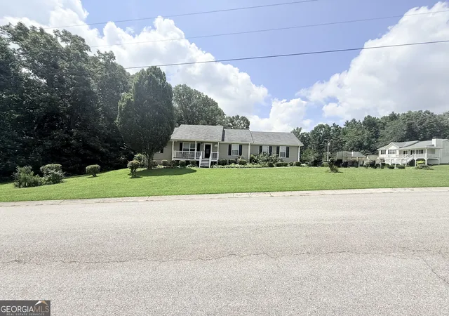 2nd image of 229 Majesty Dr, Rockmart, GA 30153 | MLS# 10808746
