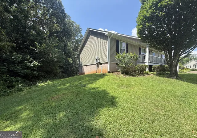 3rd image of 229 Majesty Dr, Rockmart, GA 30153 | MLS# 10808746