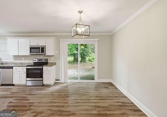 Photo 3 of Single family home for sale at 310 Flagstone Dr SW, Atlanta, GA 30331 | MLS# 10780222 | Listing updated on 2026-09-01