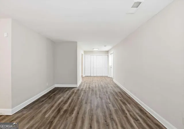 Photo 4 of Single family home for sale at 310 Flagstone Dr SW, Atlanta, GA 30331 | MLS# 10780222 | Listing updated on 2026-09-01