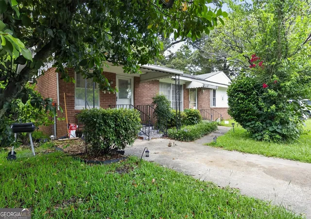 Photo 4 of Single family home for sale at 441 Sarah Dr, Warner Robins, GA 31093 | MLS# 10810103 | Listing updated on 2026-08-14