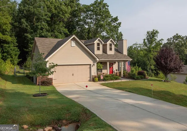 Photo 2 of Single family home for sale at 141 Conifer Ct, Winterville, GA 30683 | MLS# 10814636 | Listing updated on 2026-09-13