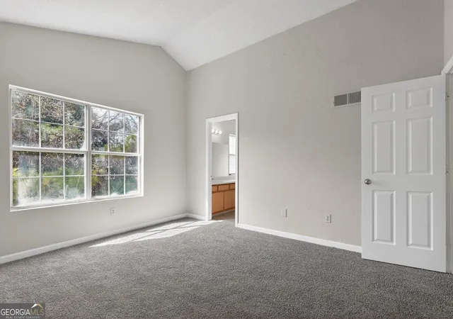 Photo 3 of Sale Pending at 2579 Stardust Trl, Decatur, GA 30034 | MLS# 10712204 | Listing updated on 2026-09-10