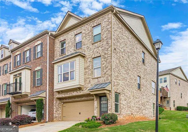 2nd image of 284 Autry Mill Ln, Suwanee, GA 30024 | MLS# 10814228