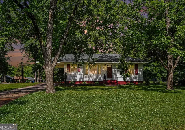 Photo 29 of Sale Pending at 309 Cherokee Cir, Griffin, GA 30224 | MLS# 10827845 | Listing updated on 2026-09-11