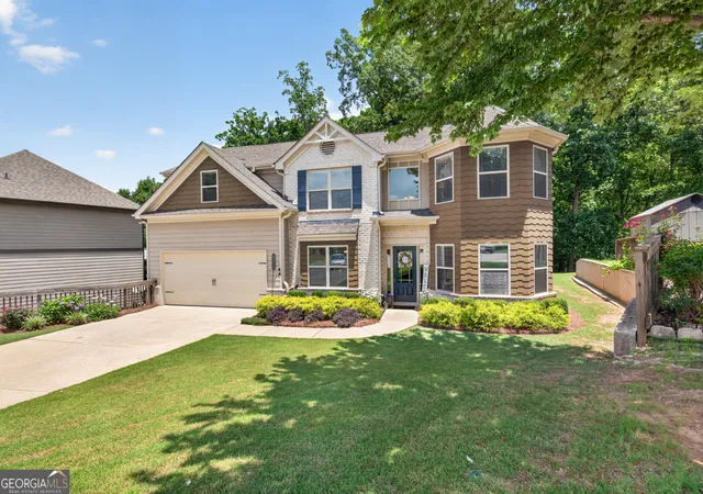 Photo 3 of Sale Pending at 5912 Park Bay Ct, Flowery Branch, GA 30542 | MLS# 10791432 | Listing updated on 2026-09-24