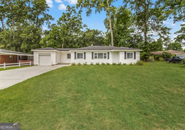 Photo 1 of Single family home for sale at 25 Herty Ave, Savannah, GA 31408 | MLS# 10575049 | Listing updated on 2025-10-13