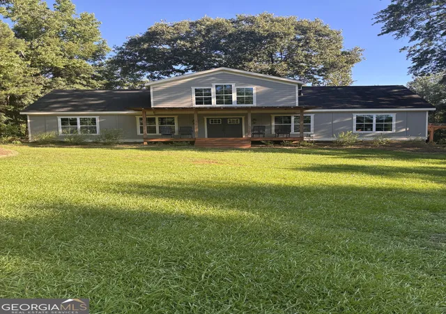 Homes for sale in Lexington, GA | 1208 Elberton Rd, Lexington, GA 30648 | MLS# 10805435
