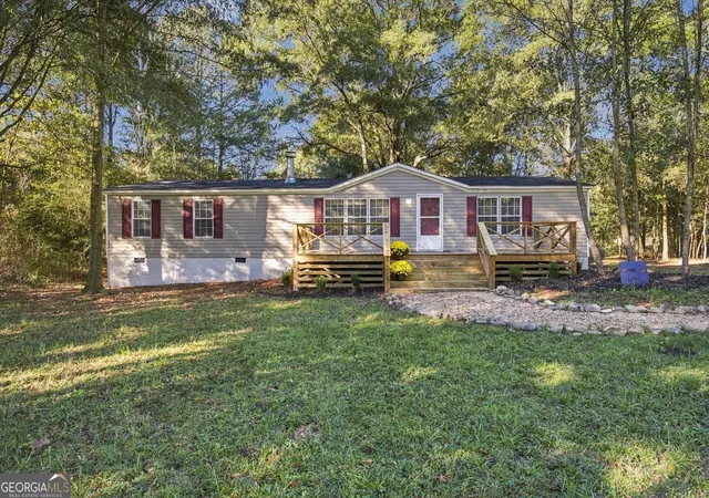 Photo 1 of Sale Pending at 1063 Maple Grv Church Rd, Chatsworth, GA 30705 | MLS# 10877139 | Listing updated on 2026-10-27