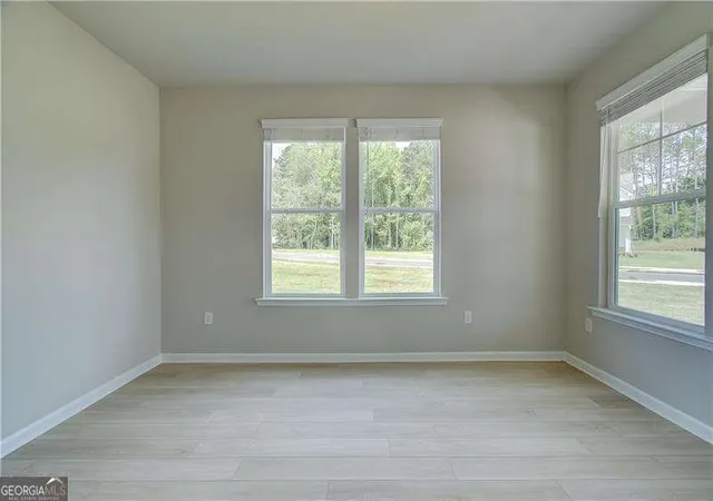 Photo 3 of Single family home for sale at 282 Arnewood Cir, Mcdonough, GA 30253 | MLS# 10790618 | Listing updated on 2026-09-17