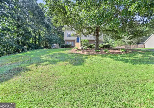 2nd image of 35 Hidden Brook Trl, Newnan, GA 30265 | MLS# 10826718