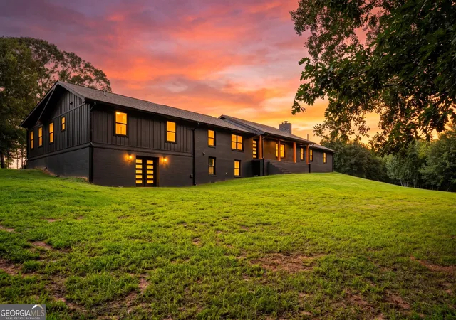 Photo 1 of Mansion for sale at 280 Etheridge Rd, Auburn, GA 30011 | MLS# 10819955 | Listing updated on 2026-09-14
