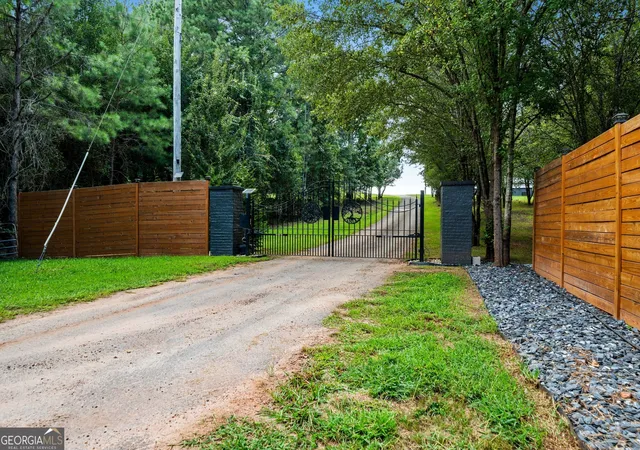 Photo 80 of Mansion for sale at 280 Etheridge Rd, Auburn, GA 30011 | MLS# 10819955 | Listing updated on 2026-09-14